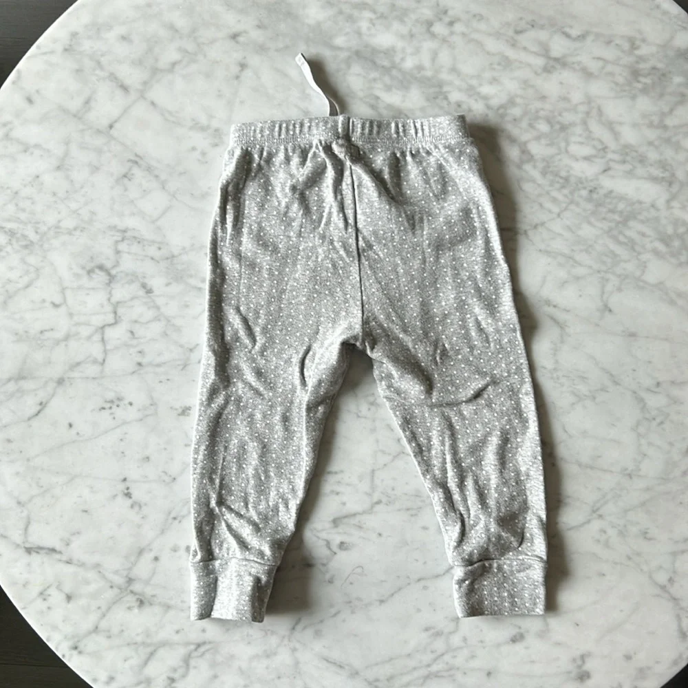 Baby gap grey polka dot set size 18-24 months